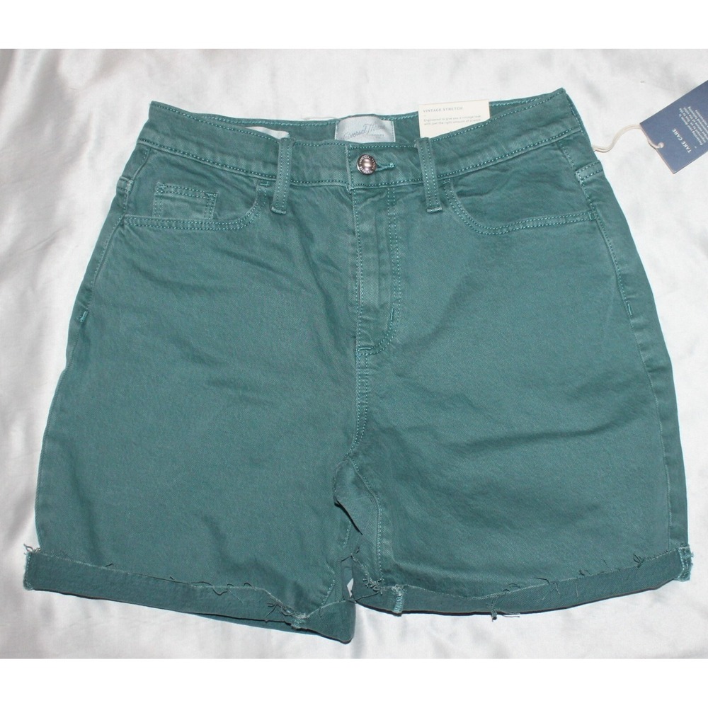 Universal Thread Women's High Rise Vintage Stretch Bermuda Jean Shorts size 0